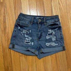Cute summer shorts. They’re cute and easy to style with tops.